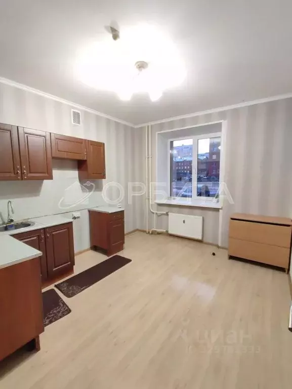 2-к кв. Тюменская область, Тюмень Интернациональная ул., 140 (62.4 м) - Фото 1