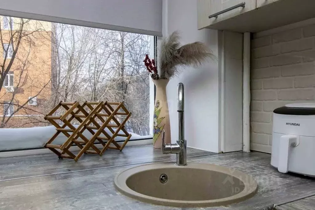 2-к кв. Тюменская область, Тюмень ул. Республики, 158 (43.0 м) - Фото 1