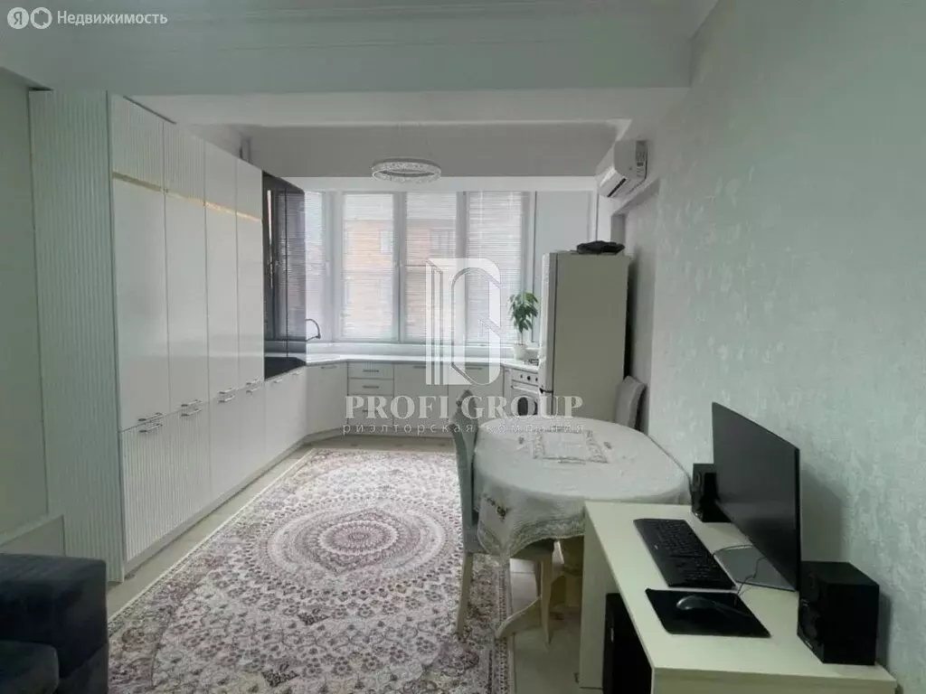 2-комнатная квартира: Махачкала, Мекегинская улица, 40 (60 м) - Фото 1