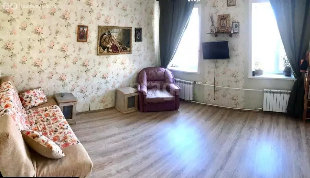 2-комнатная квартира: Хабаровск, Ленинградская улица, 13Б (60.2 м) - Фото 1
