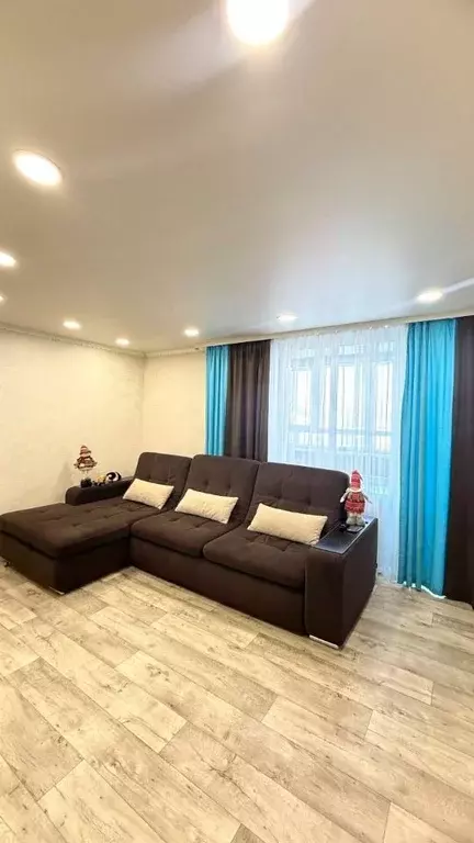 3-к кв. Башкортостан, Стерлитамак Вокзальная ул., 13 (66.0 м) - Фото 1