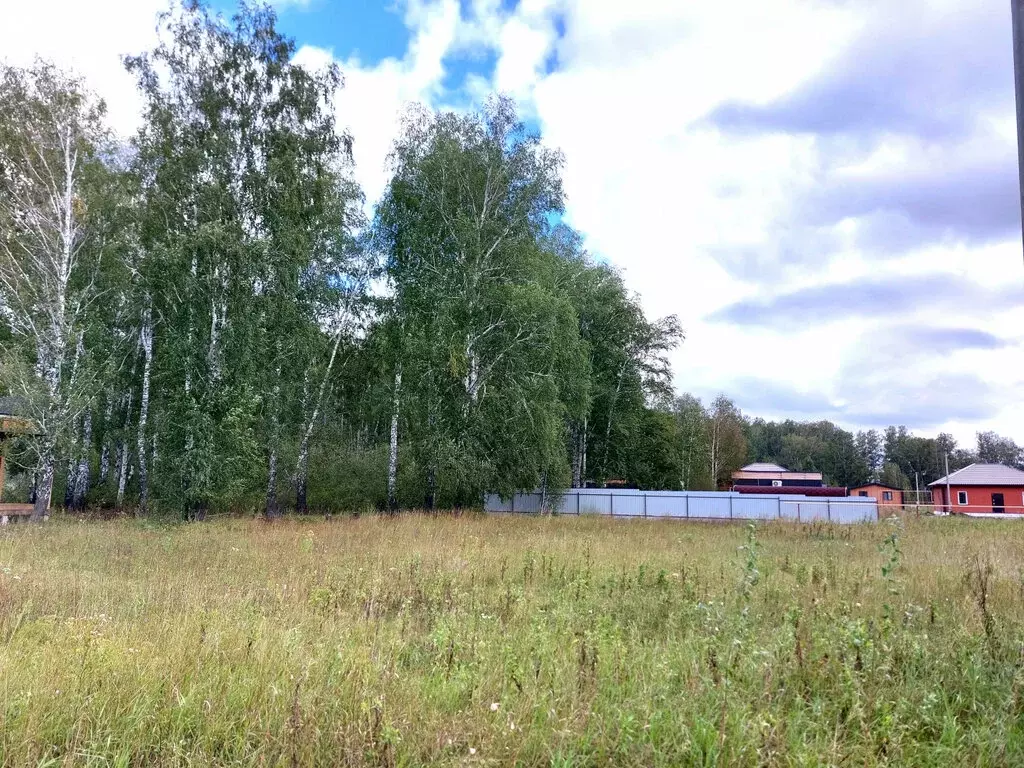 Участок в село Марусино, микрорайон Лебяжье, Молодёжная улица (10 м) - Фото 0