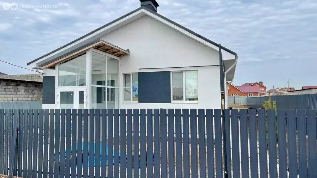 Дом в Пензенский район, Воскресеновский сельсовет (140 м) - Фото 1