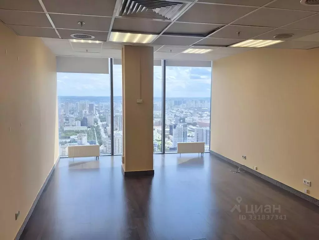 Офис в Свердловская область, Екатеринбург ул. Малышева, 51 (38 м) - Фото 2