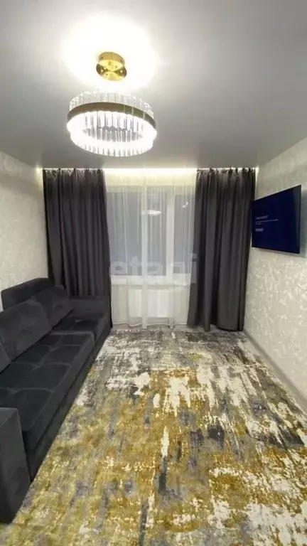 1-к кв. Ямало-Ненецкий АО, Новый Уренгой Сибирская ул., 31А (37.5 м) - Фото 1