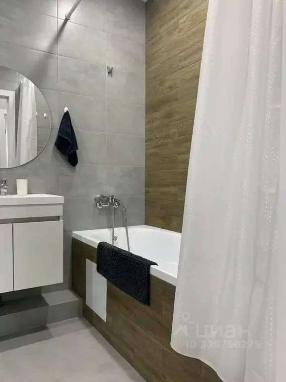 2-к кв. Крым, Симферополь просп. Александра Суворова, 15к11 (50.0 м) - Фото 2