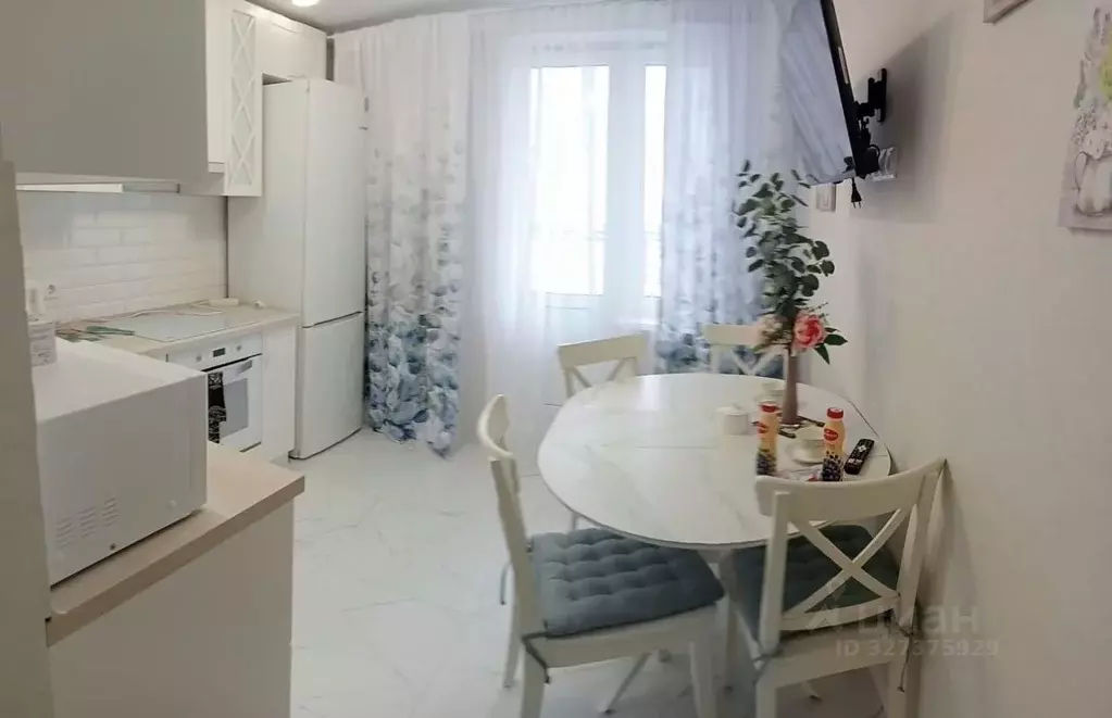 2-к кв. Чувашия, Чебоксары ул. Писателя Лаврентия Таллерова, 30 (60.0 ... - Фото 1