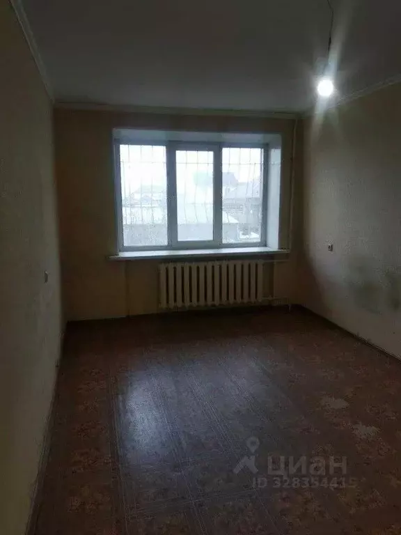 1-к кв. Челябинская область, Чебаркуль Октябрьская ул., 11 (30.1 м) - Фото 1