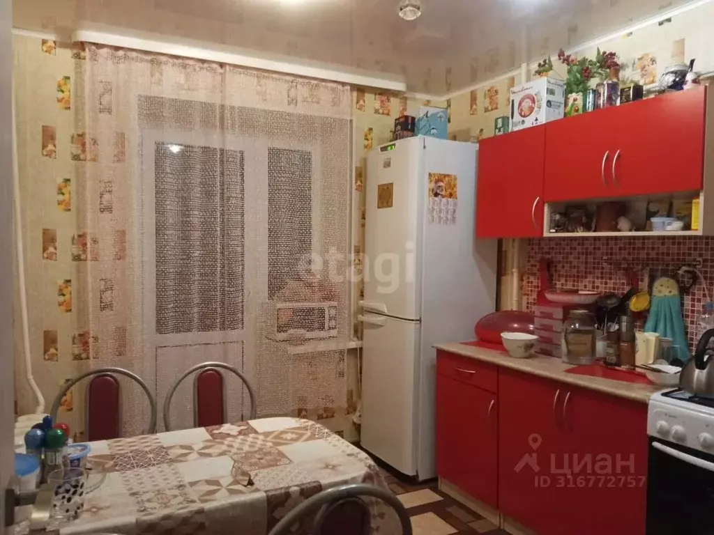 2-к кв. Башкортостан, Бирск ул. Калинина, 25 (51.6 м) - Фото 0