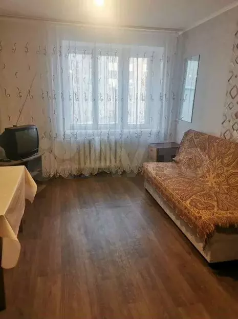 Комната 13м в 1-к., 2/9эт. - Фото 0