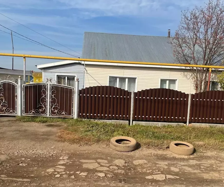 Таунхаус в Башкортостан, Нефтекамск городской округ, с. Ташкиново ул. ... - Фото 0