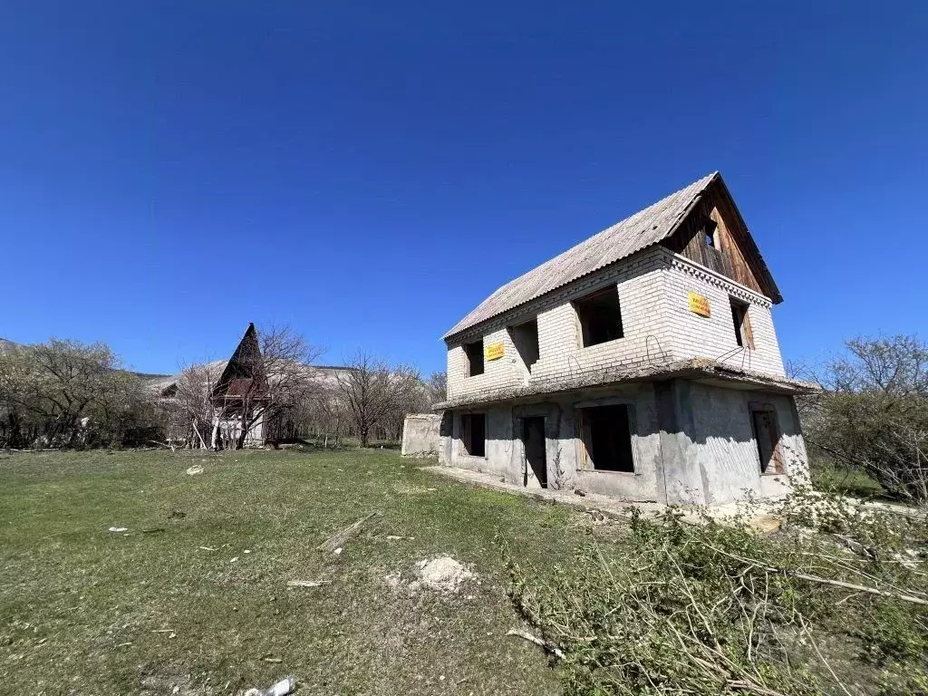 Дом в Ставропольский край, Предгорный муниципальный округ, пос. ... - Фото 0