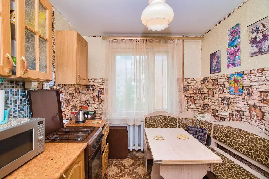 3-к кв. Владимирская область, Владимир ул. Безыменского, 17а (66.2 м) - Фото 0