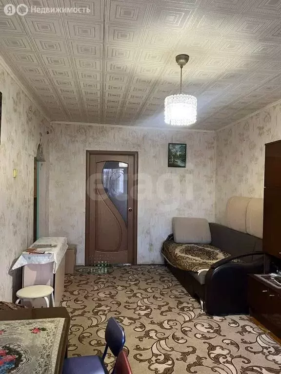 2-комнатная квартира: Альметьевск, улица Гафиатуллина, 9 (43.9 м) - Фото 2