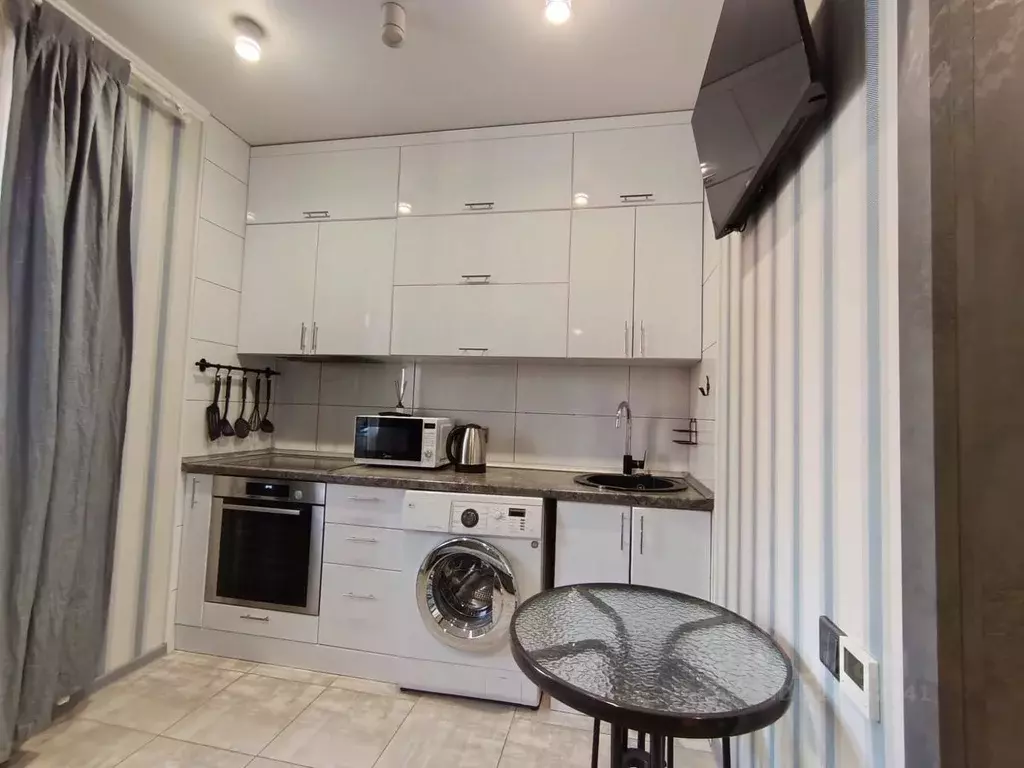 1-к кв. Адыгея, Тахтамукайский район, Старобжегокайское с/пос, Новая ... - Фото 1