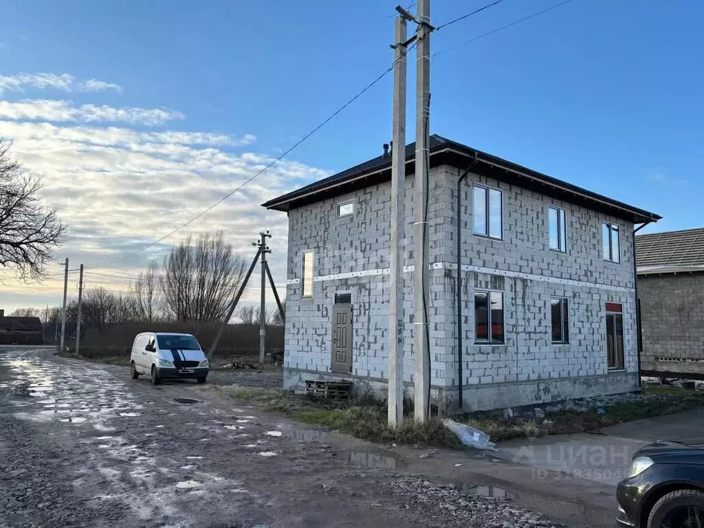 Дом в Калининградская область, Гурьевский муниципальный округ, пос. ... - Фото 0