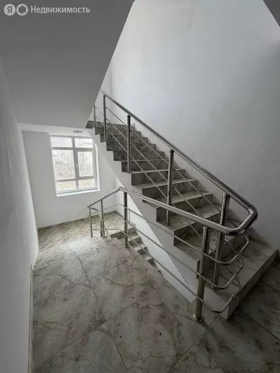 1-комнатная квартира: Махачкала, улица Абдулхамида Юсупова, 52 (55 м) - Фото 2