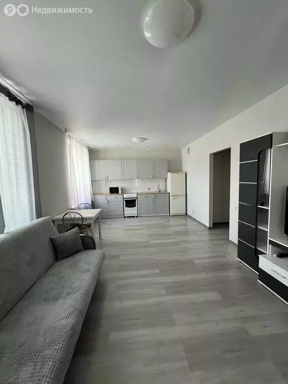 2-комнатная квартира: Казань, улица Родины, 26Г (43.7 м) - Фото 1