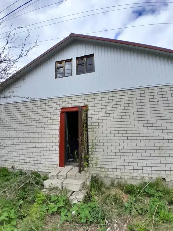 Дом в Орловская область, Мценский район, Отрадинское с/пос, с. ... - Фото 1