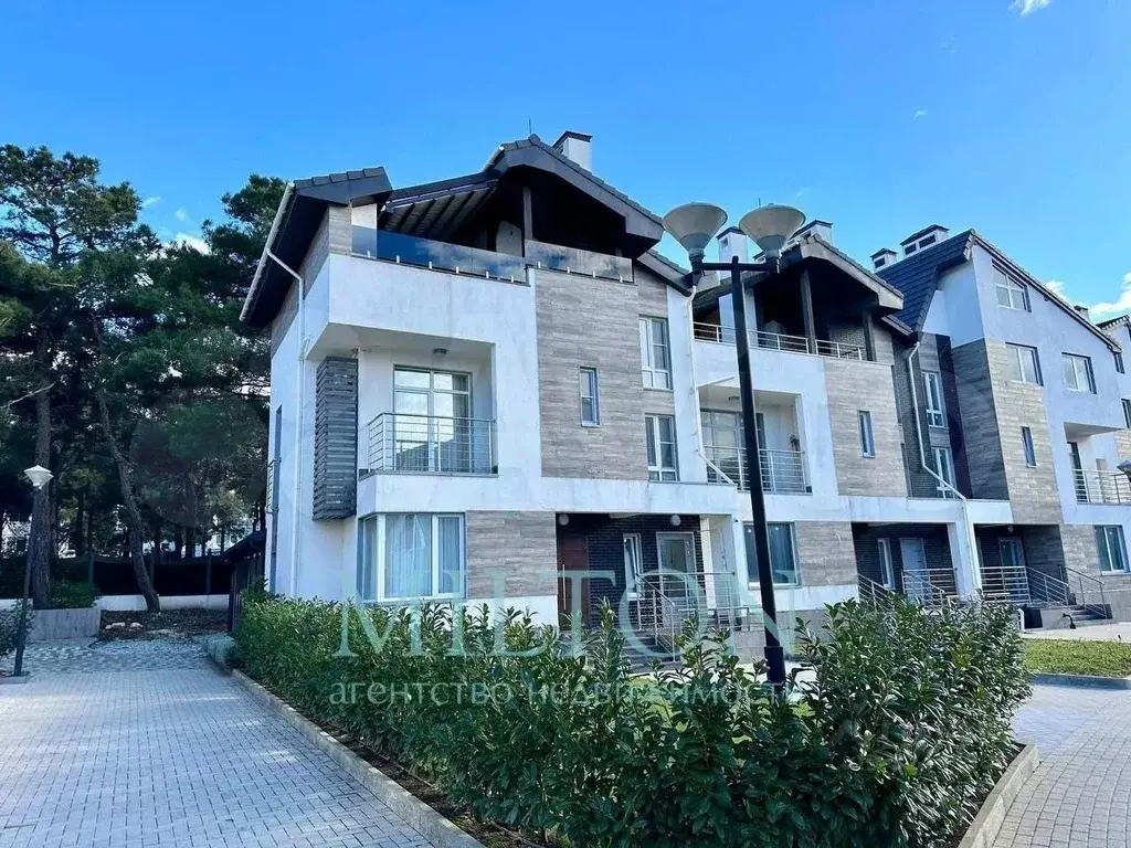 Таунхаус в Краснодарский край, Геленджик просп. Геленджикский (270 м) - Фото 1