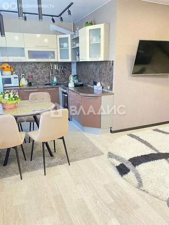 3-комнатная квартира: Улан-Удэ, Октябрьская улица, 38 (52 м) - Фото 1