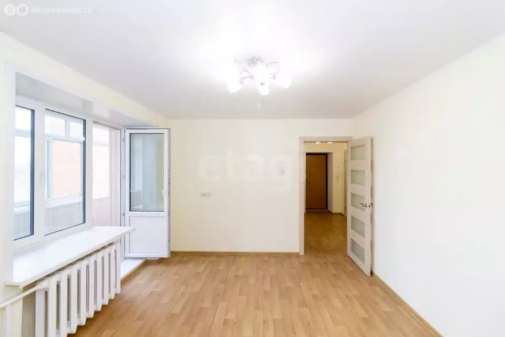 2-комнатная квартира: Тюмень, улица Червишевский Тракт, 33 (47 м) - Фото 1