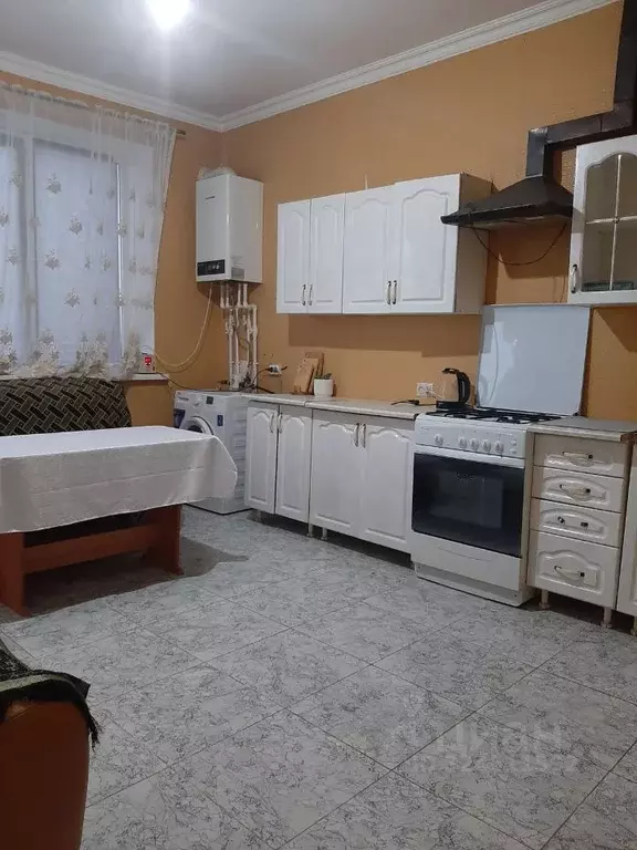 1-к кв. Дагестан, Махачкала ул. Ибрагима-Хаджи Урадинского, 2 (56.0 м) - Фото 1