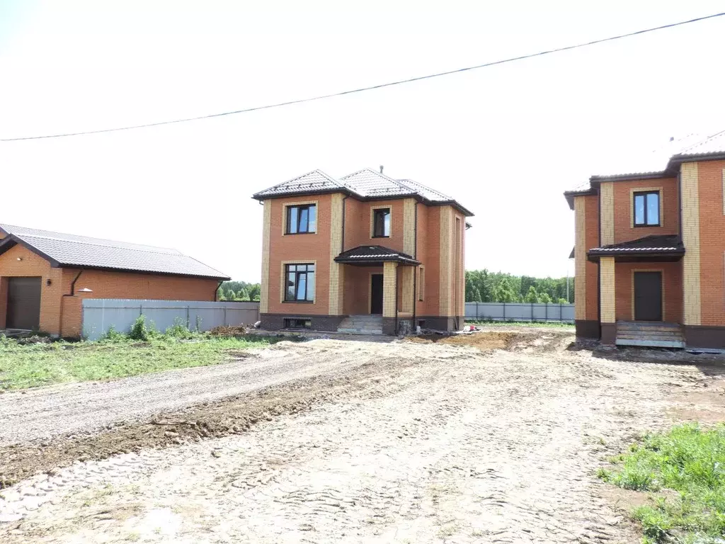 Коттедж в Омская область, Омск ул. Н. Быстрова, 5/1 (207 м) - Фото 1