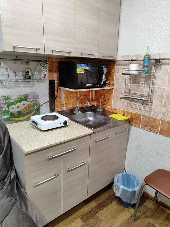 Комната 18 м в 1-к., 1/5 эт. - Фото 1