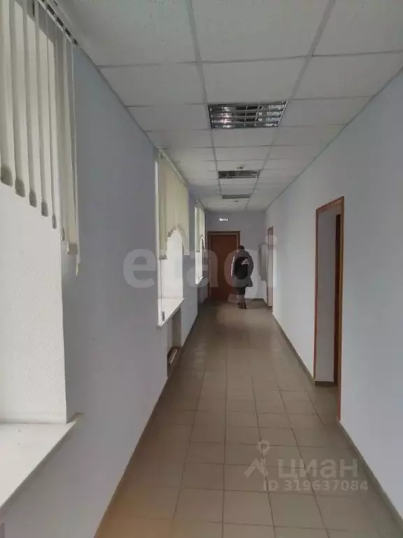 Помещение свободного назначения в Брянская область, Брянск Московский ... - Фото 1