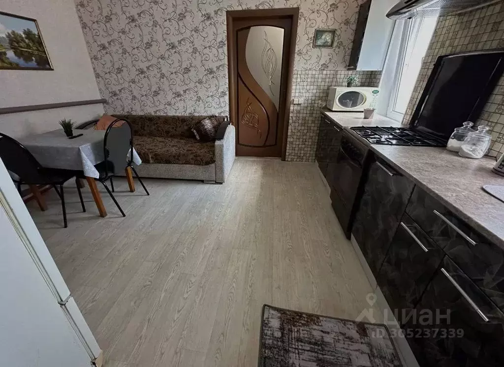 Дом в Волгоградская область, Дубовка ул. Имени Шишлянникова, 139 (61 ... - Фото 2