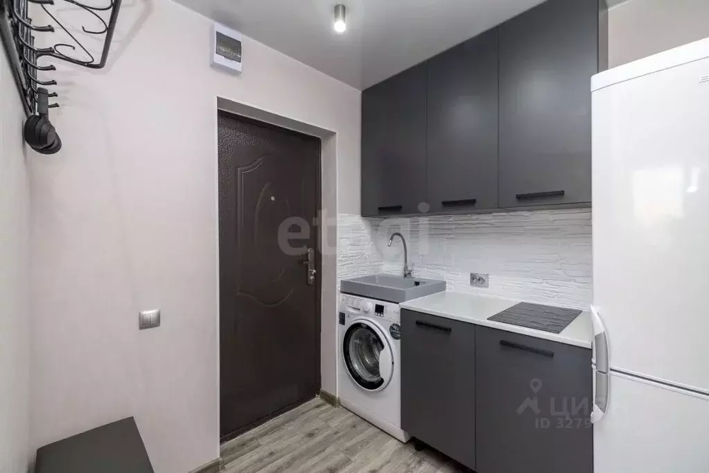 Студия Тюменская область, Тюмень ул. Котовского, 13 (18.0 м) - Фото 1