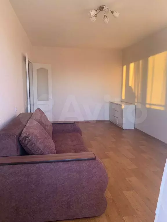 1-к. квартира, 40 м, 10/10 эт. - Фото 0