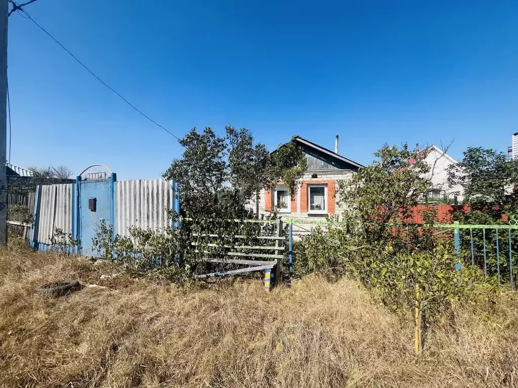 Дом в Белгородская область, Старооскольский городской округ, с. ... - Фото 0