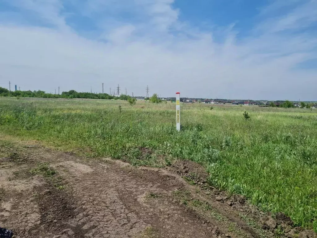 Участок в Белгородская область, Старооскольский городской округ, с. ... - Фото 1