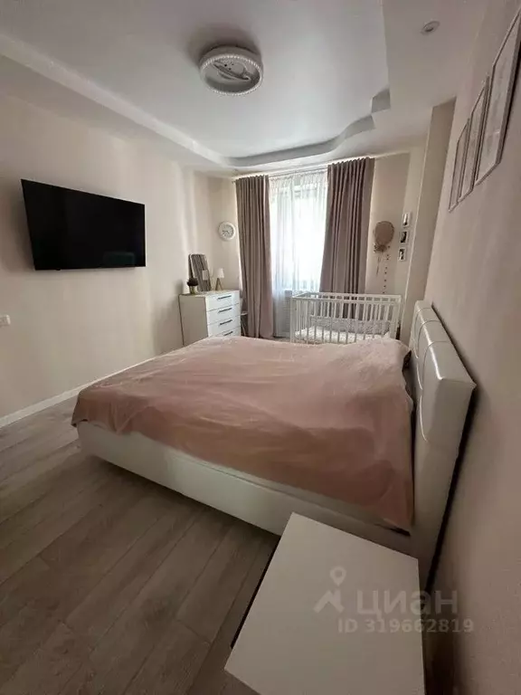 3-к кв. Санкт-Петербург Пулковская ул., 10к1 (96.4 м) - Фото 0