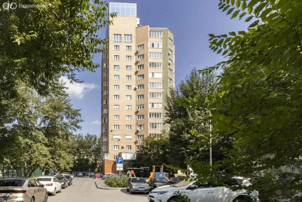 2-комнатная квартира: Тюмень, улица Республики, 86к2 (62.5 м) - Фото 1