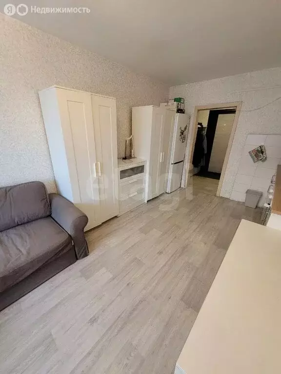 Квартира-студия: Кемерово, Октябрьский проспект, 42 (22.4 м) - Фото 2