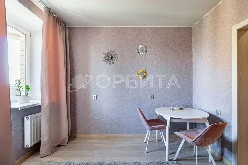 1-к кв. Тюменская область, Тюмень ул. Мельникайте, 138а (37.8 м) - Фото 0