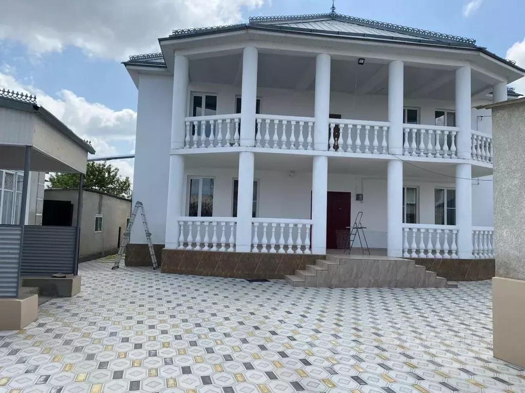 Дом в Кабардино-Балкария, Чегем пер. Имени М.П. Гучаева (240 м) - Фото 0