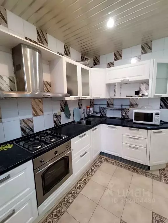 3-к кв. Калужская область, Калуга ул. Баррикад, 8 (83.9 м) - Фото 1