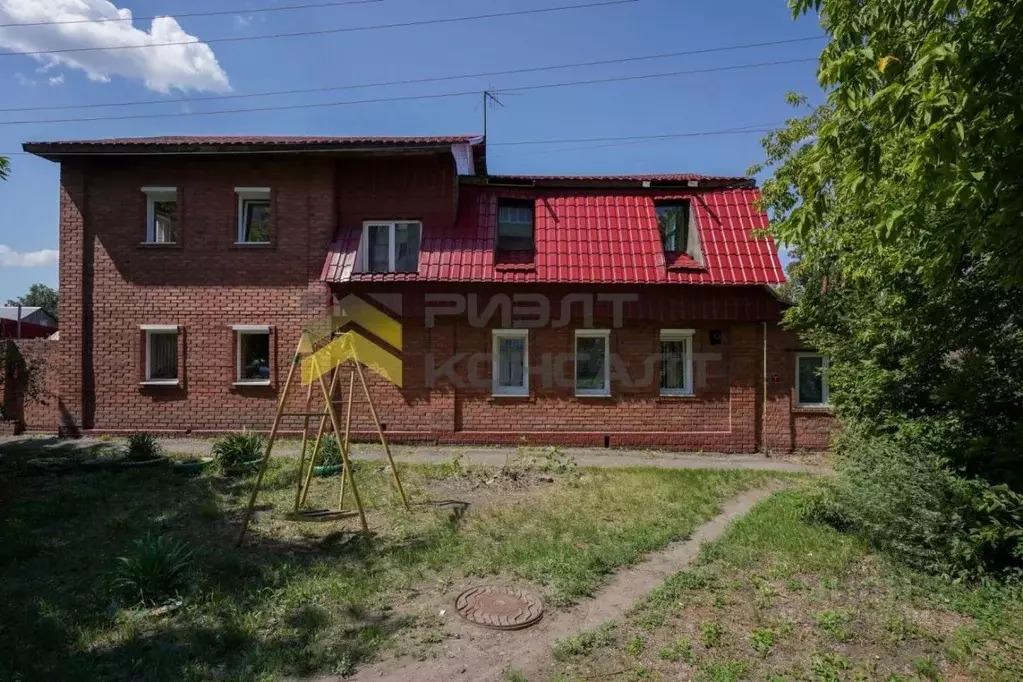 Дом в Омская область, Омск ул. 20-я Линия, 32 (231 м) - Фото 1