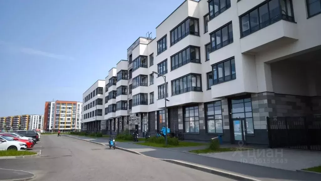 Торговая площадь в Санкт-Петербург просп. Ветеранов, 214 (325 м) - Фото 1