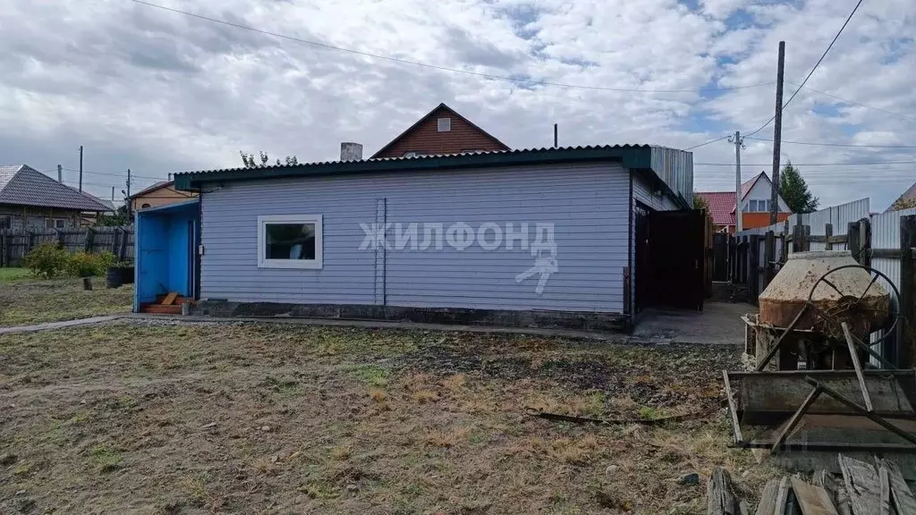Дом в Тыва, Кызыл Лесная ул. (106 м) - Фото 1