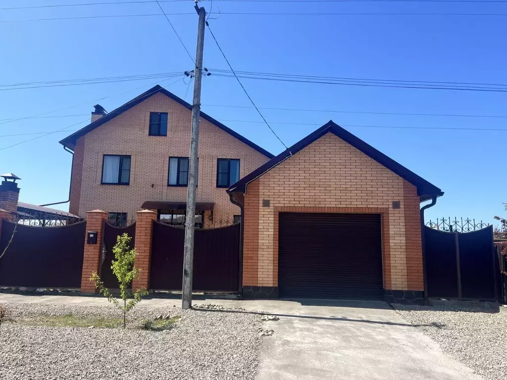 Коттедж в Краснодарский край, Апшеронск ул. 9 Января (234 м) - Фото 1