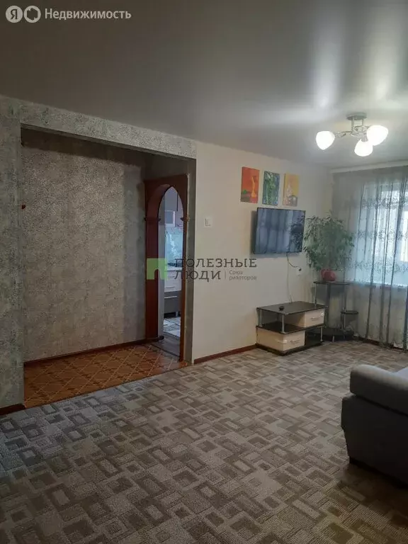 3-комнатная квартира: Красноярск, улица Крупской, 24 (59 м) - Фото 0