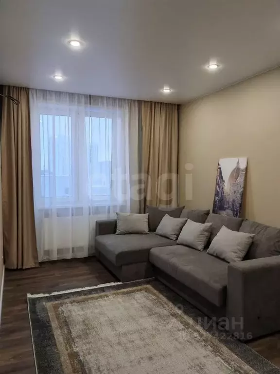 2-к кв. Тюменская область, Тюмень Новгородская ул., 14 (53.1 м) - Фото 1