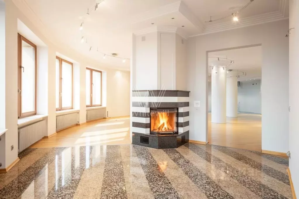 4-к кв. Москва ул. Крылатские Холмы, 7К2 (289.0 м) - Фото 1