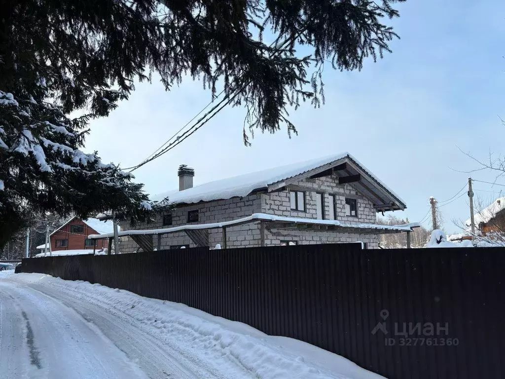 Дом, 323.8 м - Фото 1