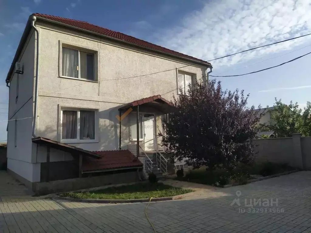 Дом в Крым, Евпатория городской округ, Заозерное пгт ул. Каламитская, ... - Фото 1